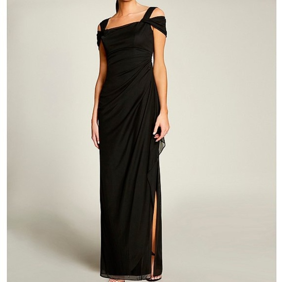 Alex Evenings Dresses & Skirts - 🎄Alex Evenings Stunning Cold Shoulder Gown